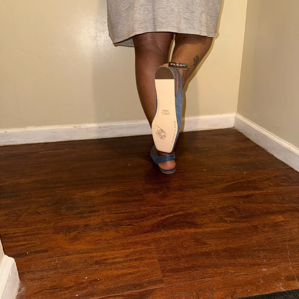 SARTO By Franco Sarto Blue Flats Suede Slip-On - Picture 6 of 8